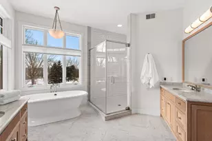 2125 Carriage Ln, Wayzata, MN 55391 - Photo 22