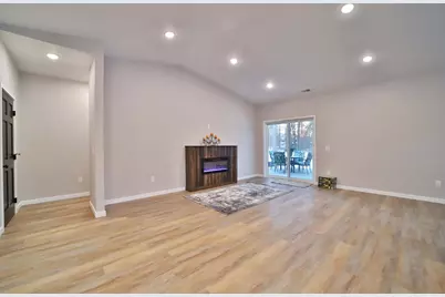 14459 Barberry Court, Baxter, MN 56425 - Photo 12