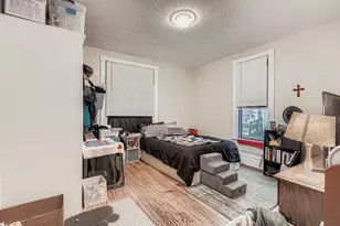 849 6th St E, Saint Paul, MN 55106 - Photo 16