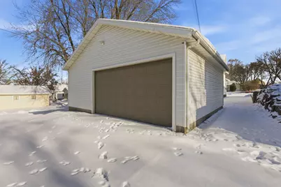 229 9th Avenue N, Waite Park, MN 56387 - Photo 6
