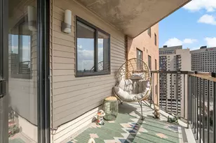 78 10th Street E, Saint Paul, MN 55101 - Photo 22