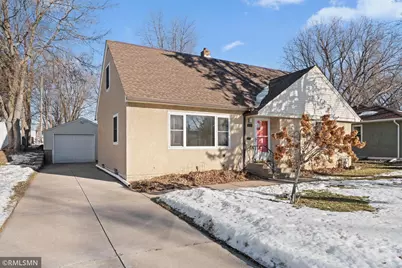 2061 Arlington Avenue E, Saint Paul, MN 55119 - Photo 2