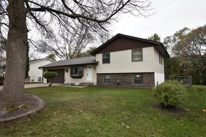11340 7th Street NE, Blaine, MN 55434 - Photo 2