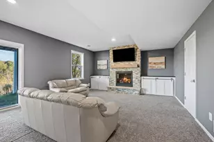 1525 Hemlock Way, Chanhassen, MN 55317 - Photo 34