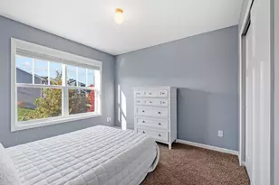 1525 Hemlock Way, Chanhassen, MN 55317 - Photo 28