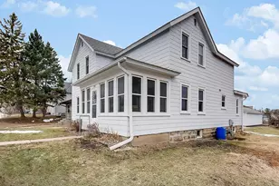 105 1st St SW, New Prague, MN 56071 - Photo 2