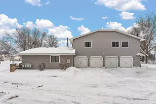 11332 Ibis St NW, Coon Rapids, MN 55433 - Photo 18