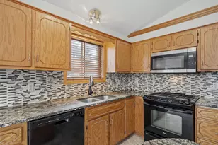 10716 Kalland Dr NE, Albertville, MN 55301 - Photo 20