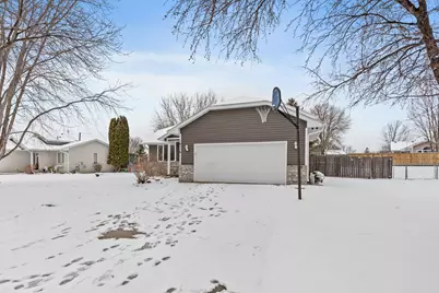 10716 Kalland Drive NE, Albertville, MN 55301 - Photo 2