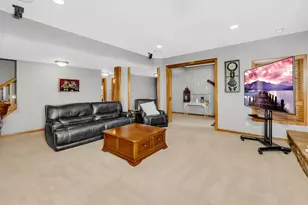 21157 Ridgewood Tr, Lakeville, MN 55044 - Photo 38