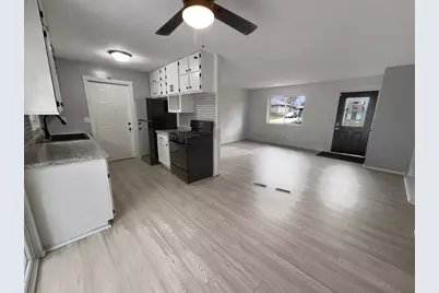 901 Oak Ridge Point NE, Blaine, MN 55434 - Photo 14