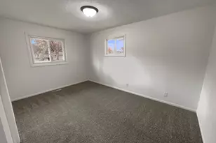 901 Oak Ridge Point NE, Blaine, MN 55434 - Photo 18