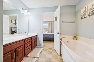 1632 Legacy Pkwy E, Maplewood, MN 55109 - Photo 16