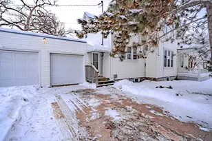 114 7th St NE, Little Falls, MN 56345 - Photo 2