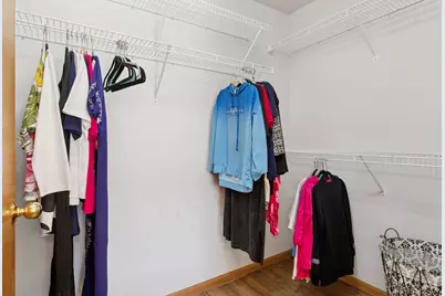 698 Monn Avenue, Vadnais Heights, MN 55127 - Photo 22