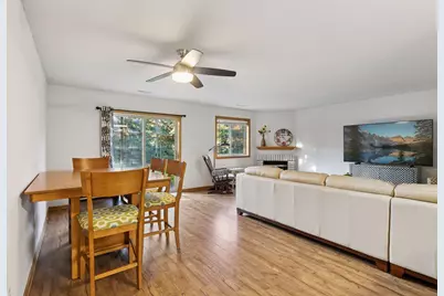 698 Monn Avenue, Vadnais Heights, MN 55127 - Photo 10