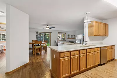 698 Monn Avenue, Vadnais Heights, MN 55127 - Photo 4