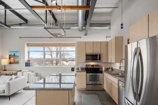 111 E Franklin Ave, Minneapolis, MN 55404 - Photo 10