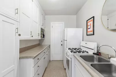 3603 Aldrich Avenue S #200, Minneapolis, MN 55409 - Photo 8