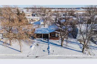 1128 19th Street N, Moorhead, MN 56560 - Photo 4