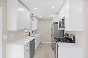 5808 Pearson Dr, Brooklyn Center, MN 55429 - Photo 2