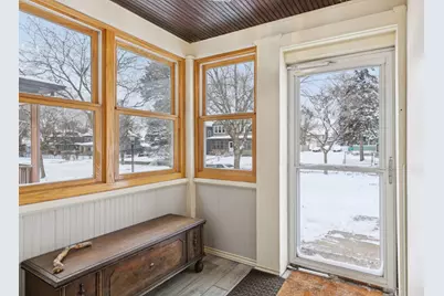 904 Dayton Avenue, Saint Paul, MN 55104 - Photo 8