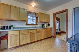 315 12th Ave W, Menomonie, WI 54751 - Photo 12