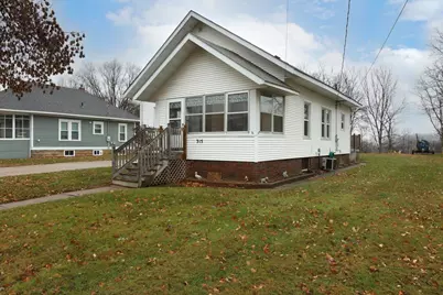 315 12th Avenue W, Menomonie, WI 54751 - Photo 2