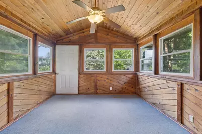 8357 Jersey Avenue N, Brooklyn Park, MN 55445 - Photo 10