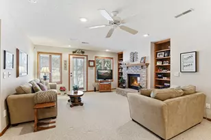 8813 Stonebrooke Ct, Woodbury, MN 55125 - Photo 26