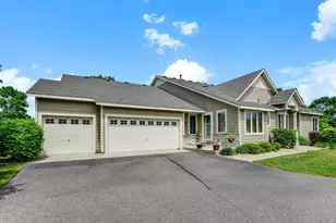 8813 Stonebrooke Ct, Woodbury, MN 55125 - Photo 2