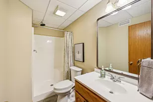 9000 Parkside Dr, Woodbury, MN 55125 - Photo 40