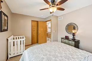 9000 Parkside Dr, Woodbury, MN 55125 - Photo 22