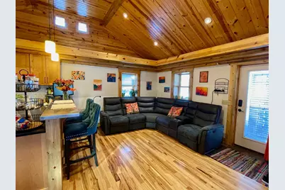 320 15th Avenue W, Menomonie, WI 54751 - Photo 6