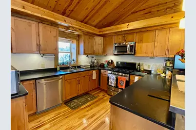 320 15th Avenue W, Menomonie, WI 54751 - Photo 4