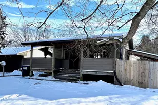 320 15th Ave W, Menomonie, WI 54751 - Photo 2