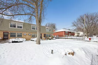 1494 21st Avenue NW #4, New Brighton, MN 55112 - Photo 2