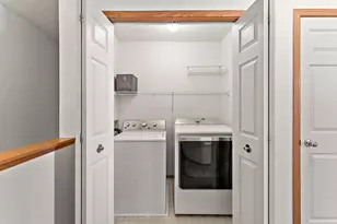 8663 Quarry Ridge Ln, Woodbury, MN 55125 - Photo 16