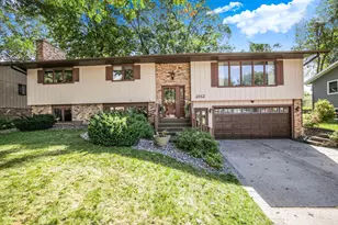 2112 14th St S, Saint Cloud, MN 56301 - Photo 2