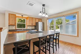 1661 Bush Ave, Saint Paul, MN 55106 - Photo 8