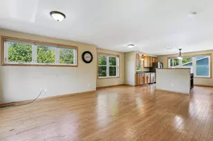 1661 Bush Ave, Saint Paul, MN 55106 - Photo 6