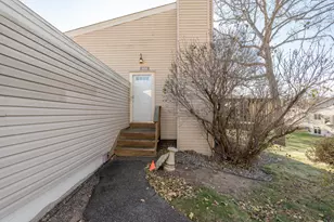 5616 N Innsbruck Ct, Fridley, MN 55432 - Photo 18