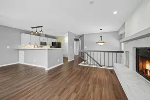 11557 Carriage Ct, Eden Prairie, MN 55344 - Photo 4