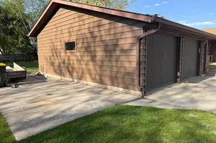 941 Mary Ave, Willmar, MN 56201 - Photo 68