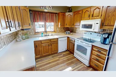 941 Mary Avenue, Willmar, MN 56201 - Photo 4
