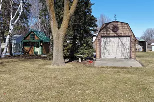 941 Mary Ave, Willmar, MN 56201 - Photo 40