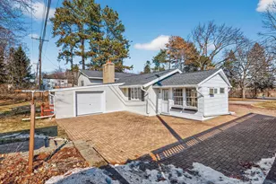 935 Century Ave N, Maplewood, MN 55119 - Photo 4