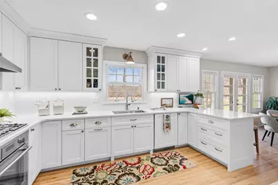 18427 Heathcote Lane, Wayzata, MN 55391 - Photo 16