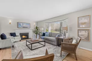 18427 Heathcote Ln, Wayzata, MN 55391 - Photo 8