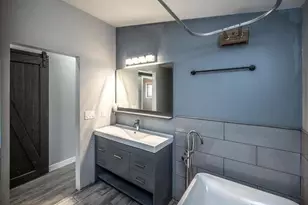 4827 Canterbury Rd, Mound, MN 55364 - Photo 12